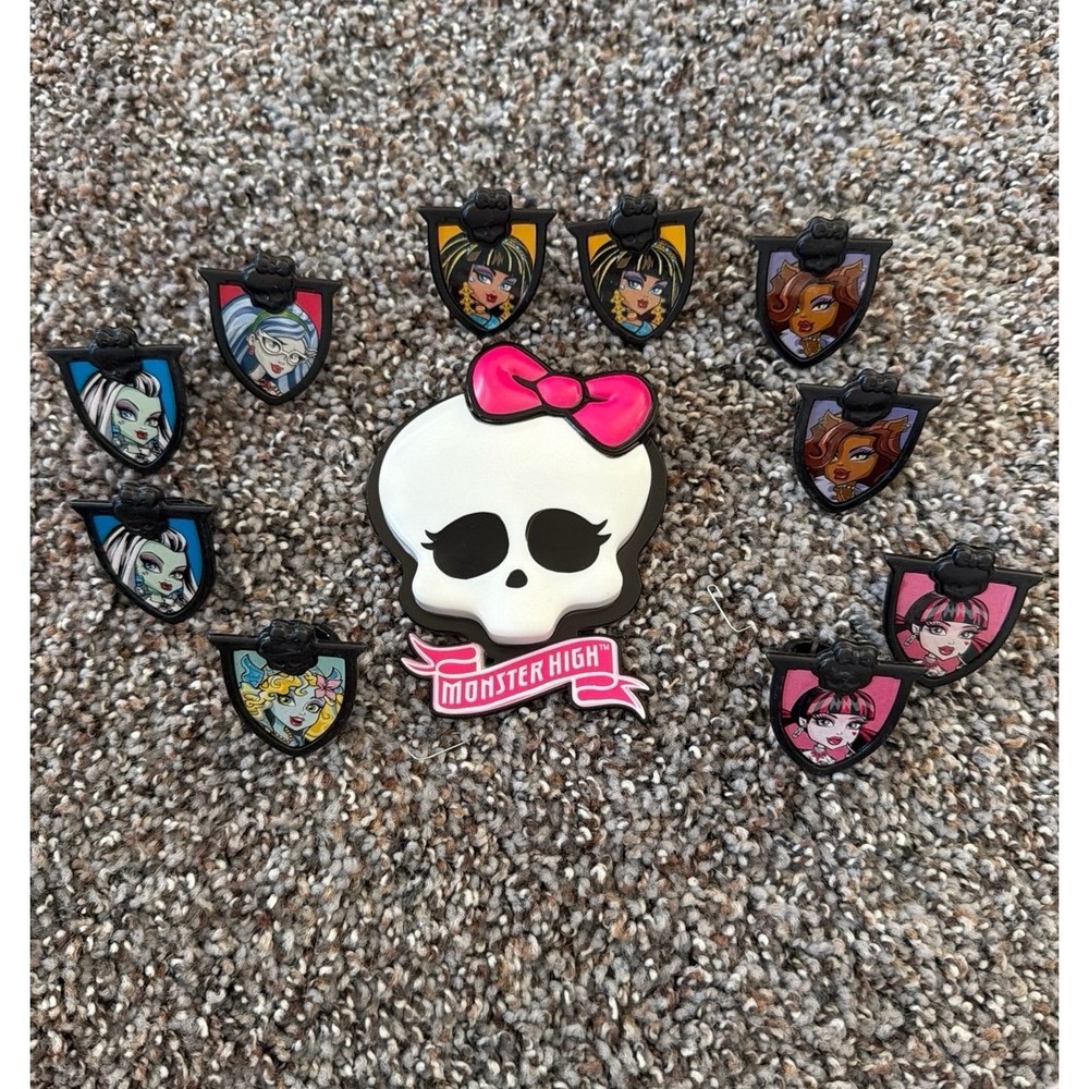 2012 Monster High lot cupcake cake toppers 10 rings  skull with bow